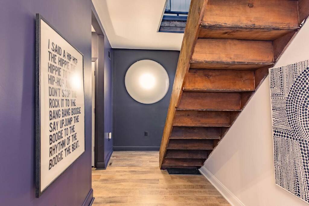 King Bed / Free Parking / Bbq / Fire Pit / Arcade Casa de férias Pittsburgh